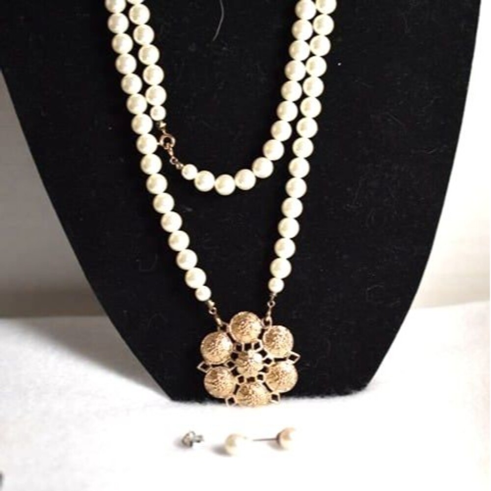 NY Company Studio Faux Pearl Removable Pendant/Brooch Post Earring Necklace Set